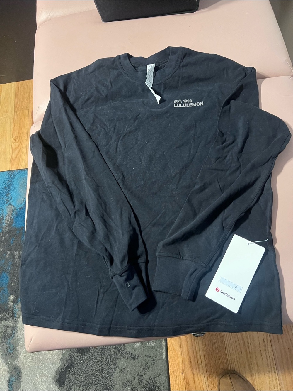 lululemon athletica Women's Long Sleeve Tee in Black with Small White Logo
